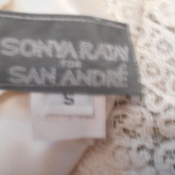 Silky Blouse Lace Fluid Sz Small Tuxedo Front Panel Pleats USA - Picture 4 of 7